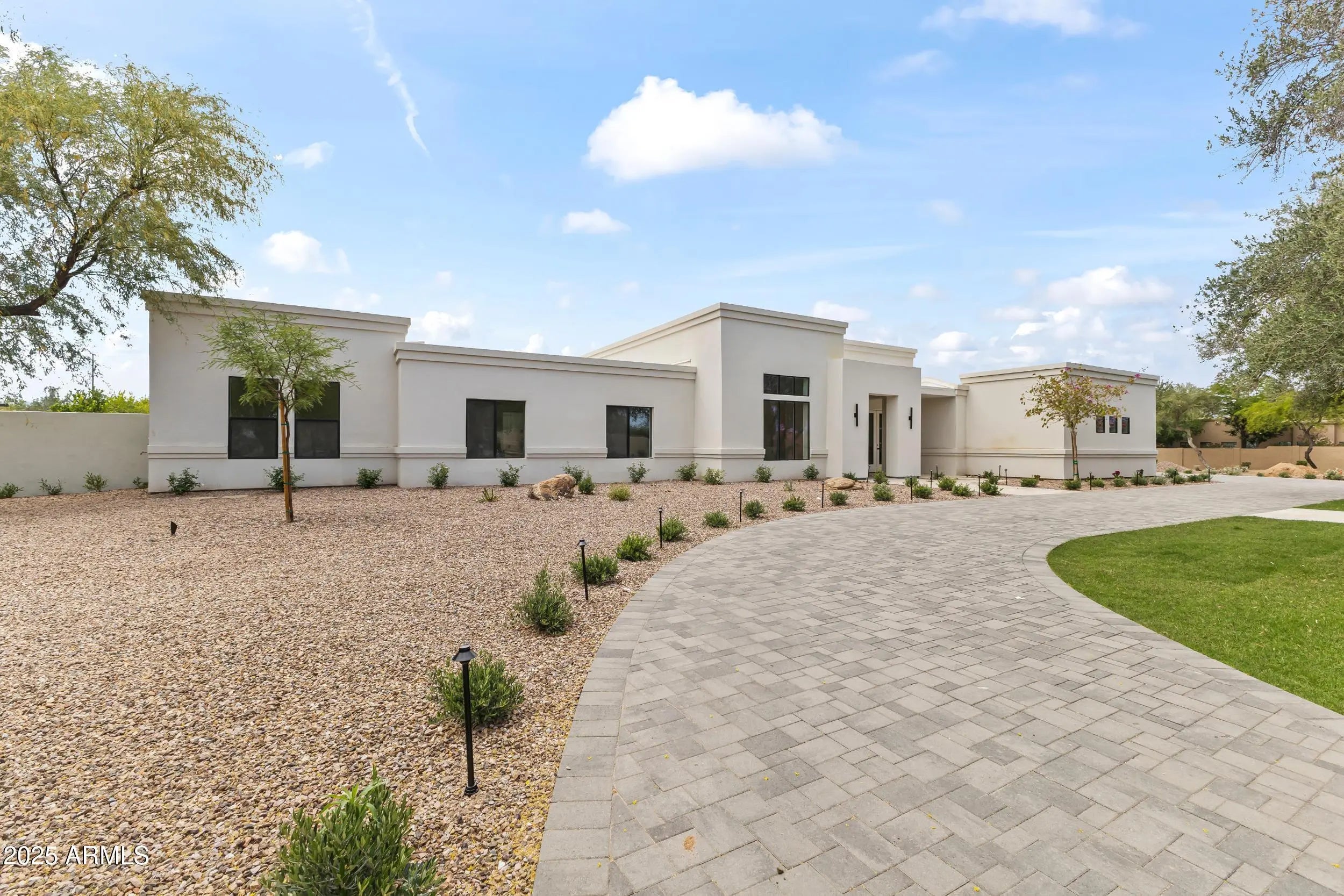 Photo of Listing #6920238