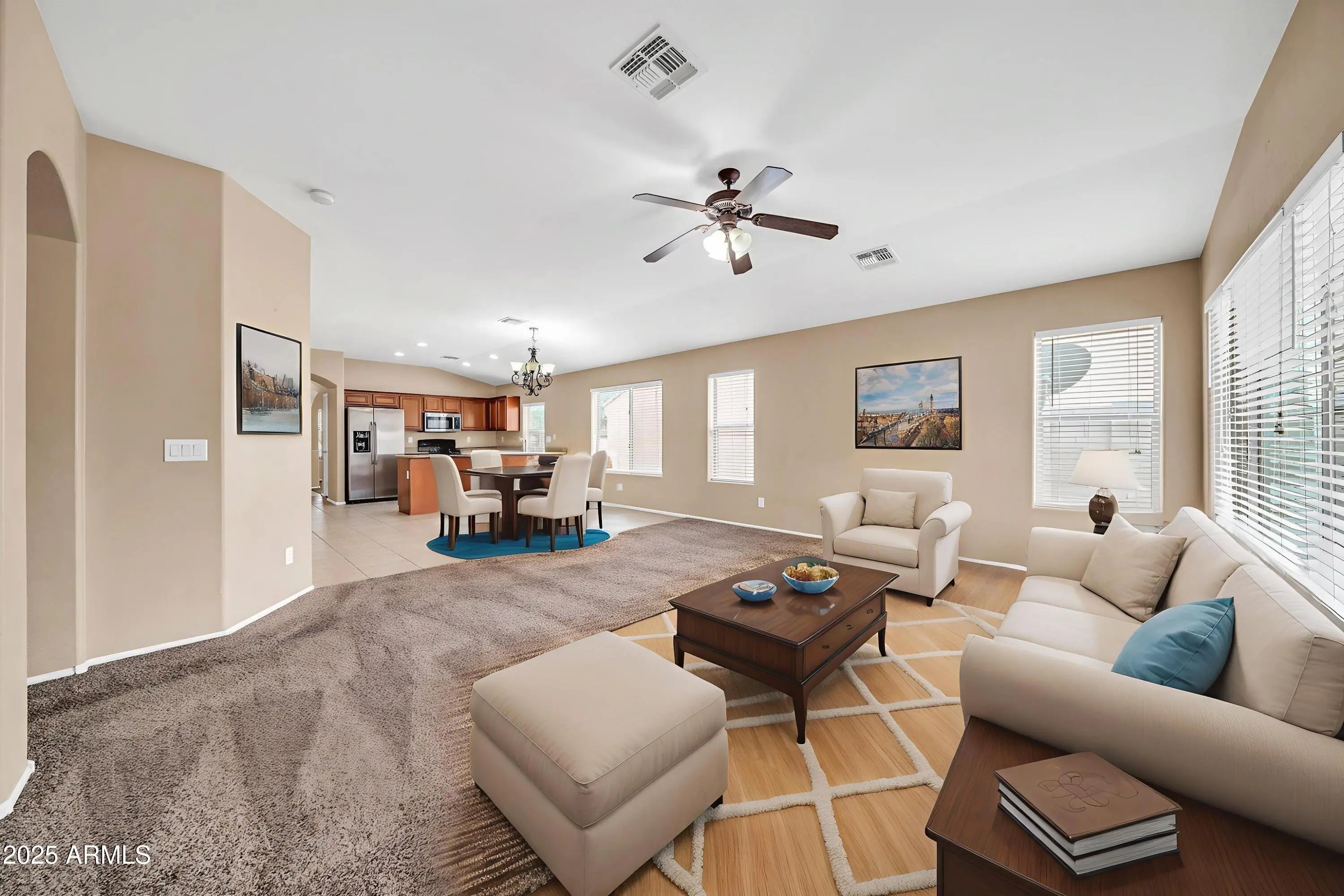 Photo of Listing #6922436