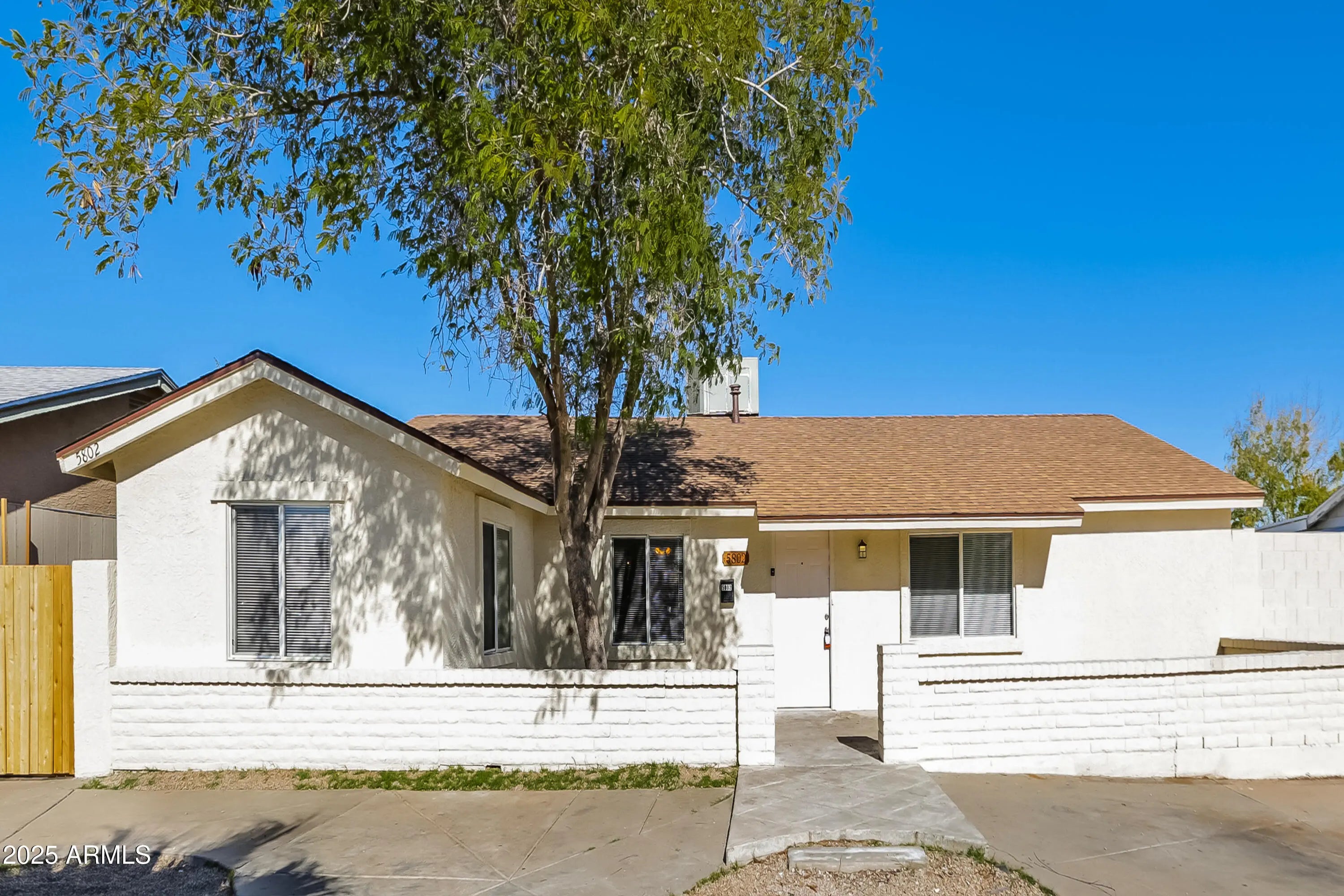 Photo of Listing #6920208