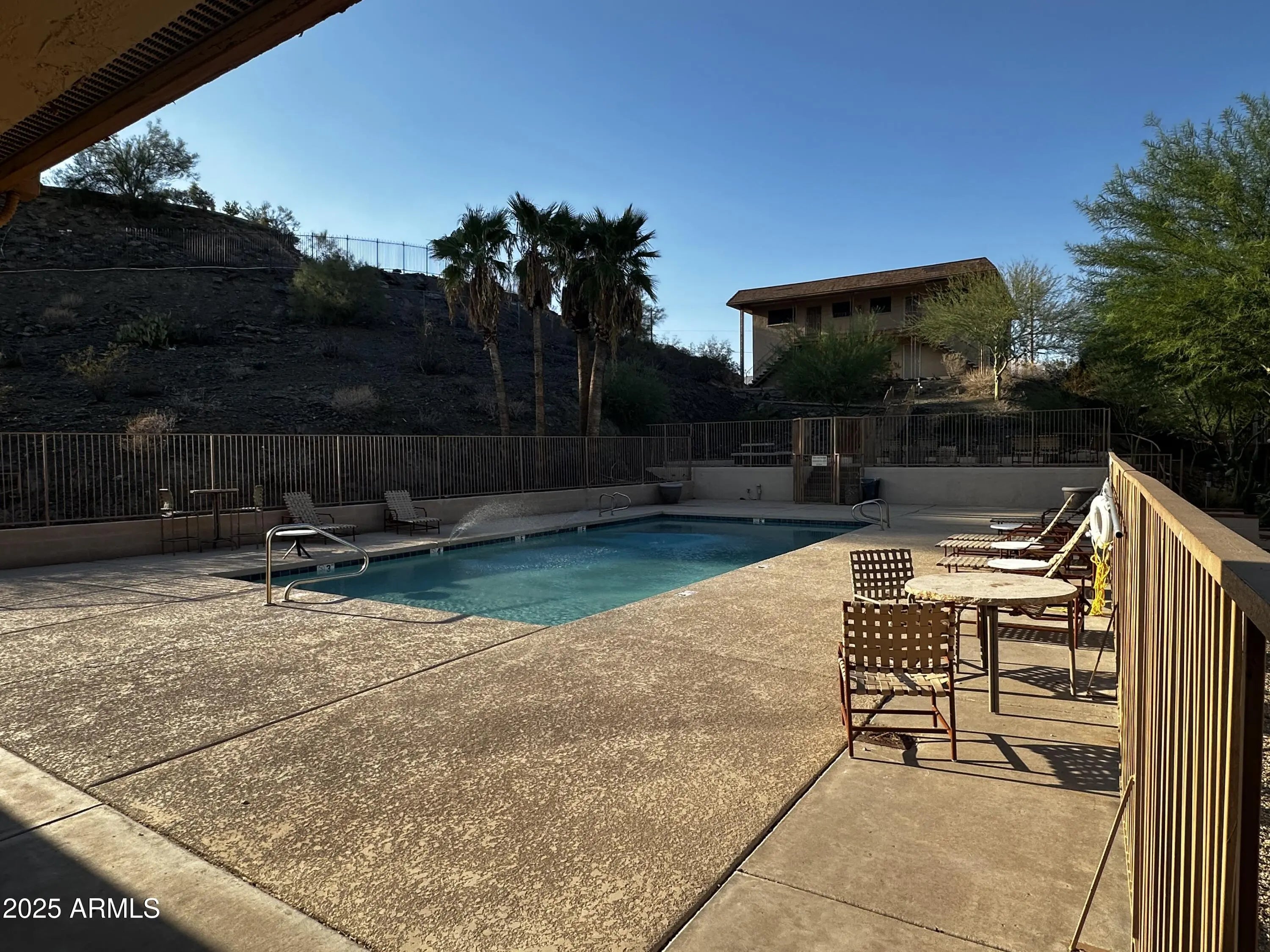 Photo of Listing #6920232