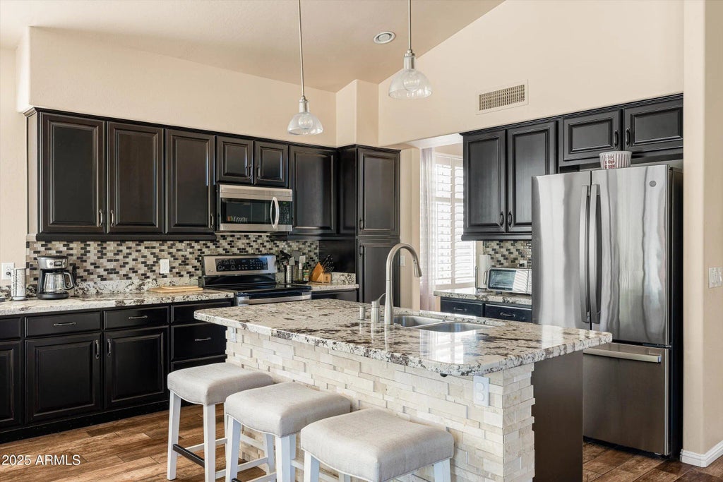 4706 E Via Montoya Drive, Phoenix