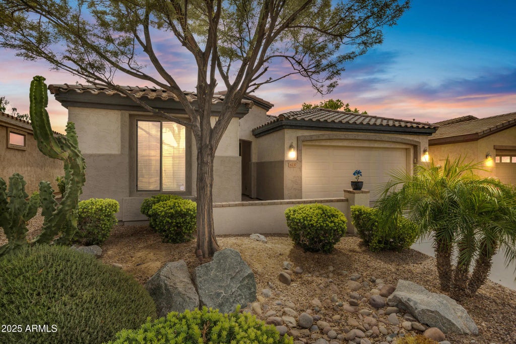 4237 E Blue Spruce Lane, Gilbert