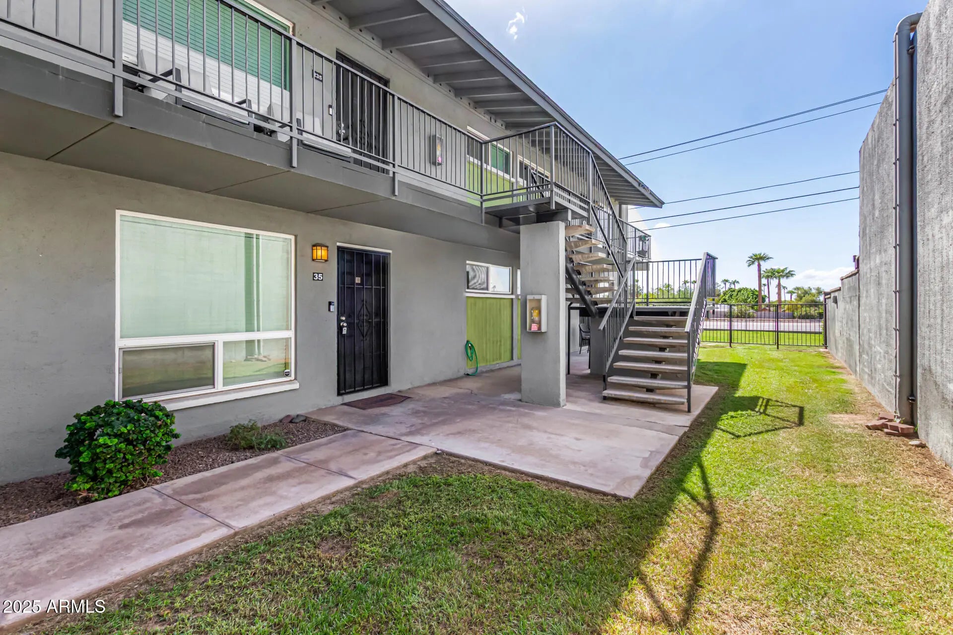 Photo of Listing #6920702