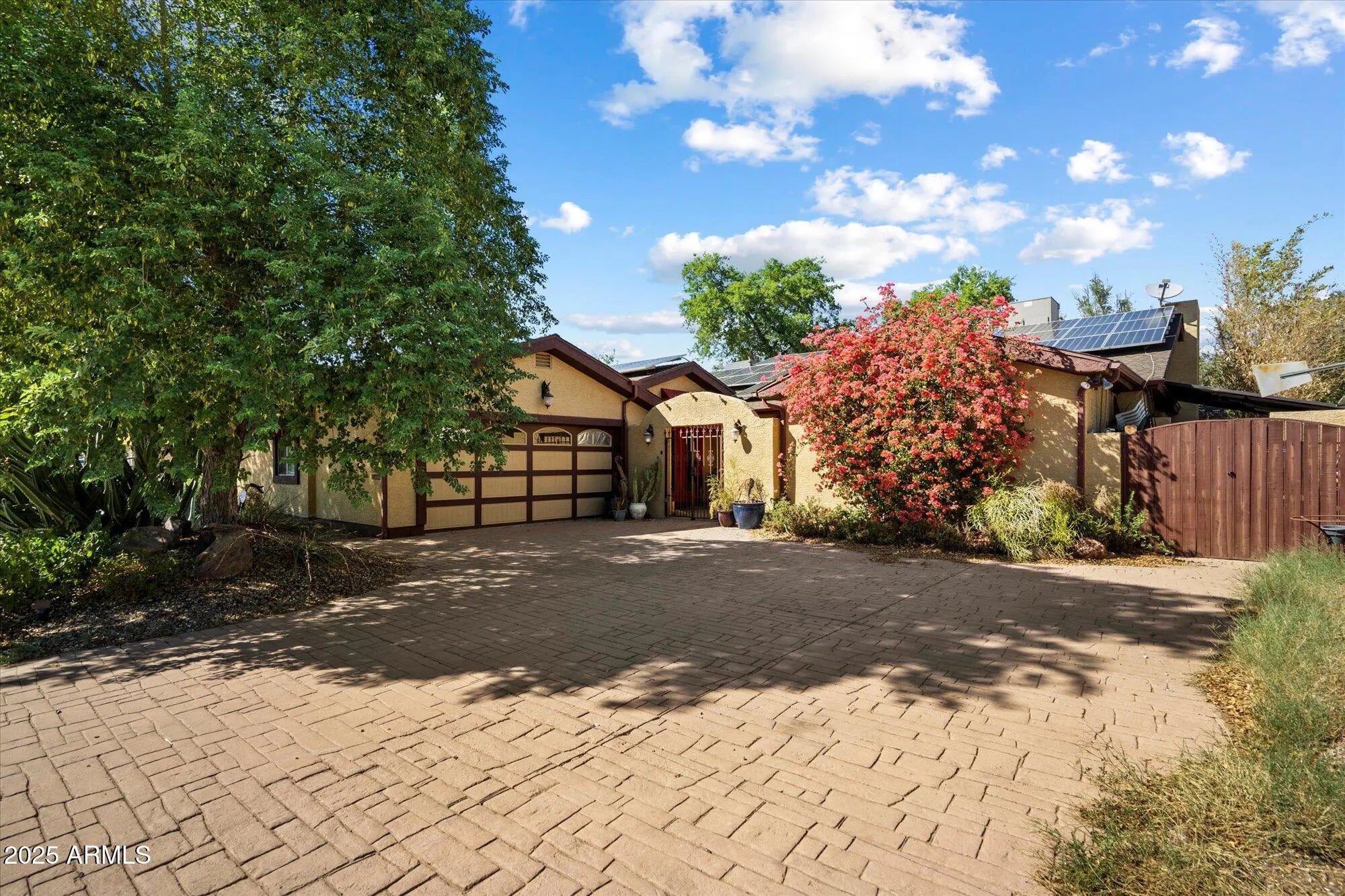 Photo of Listing #6923284