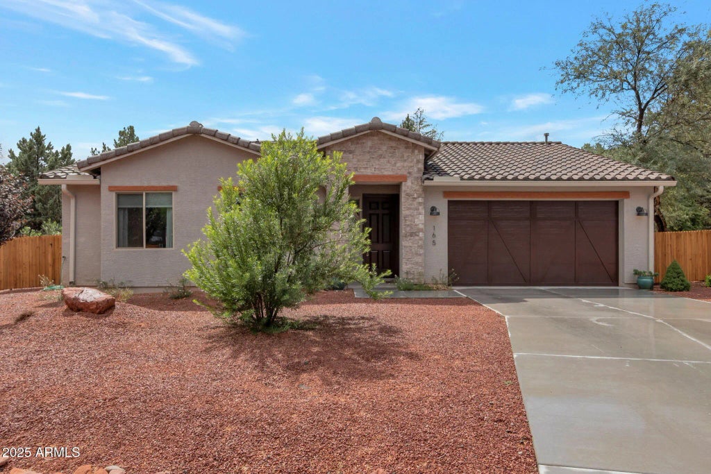 165 Moons View Road, Sedona