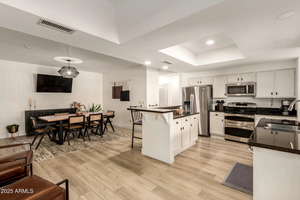 3530 E Saltsage Drive, Phoenix