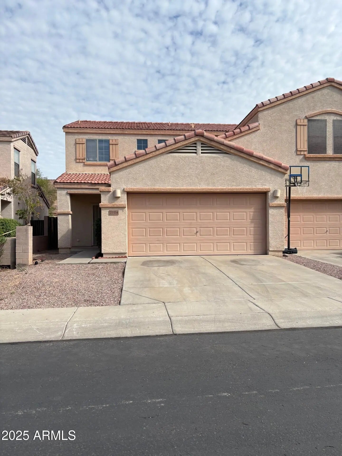 Photo of Listing #6920558