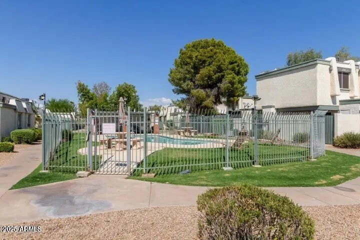 Photo of Listing #6920835