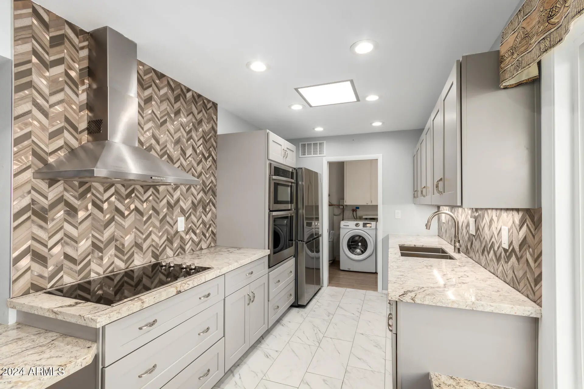 Photo of Listing #6922422