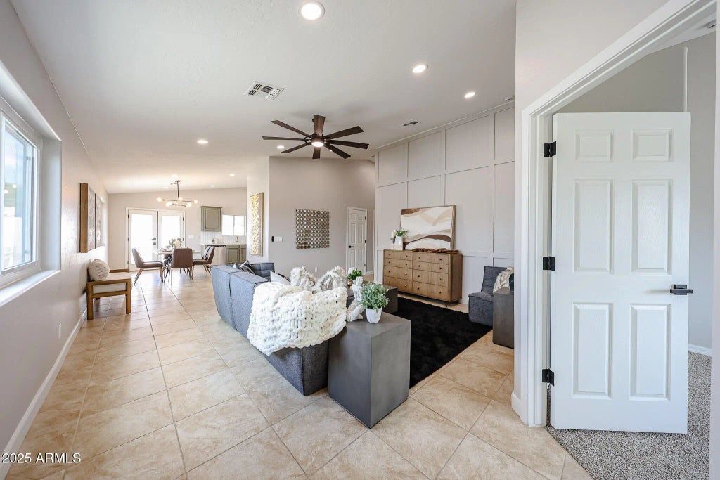 10334 E Diamond Avenue, Mesa