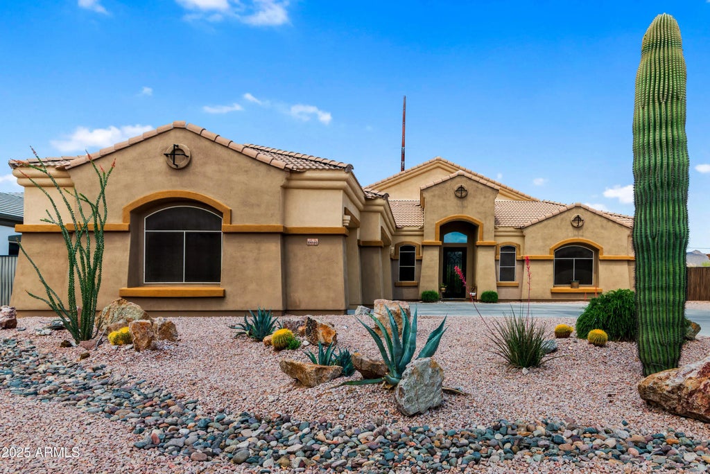 10040 E Grandview Street, Mesa
