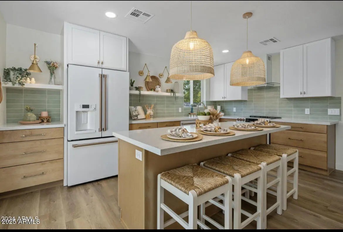 Photo of Listing #6921730