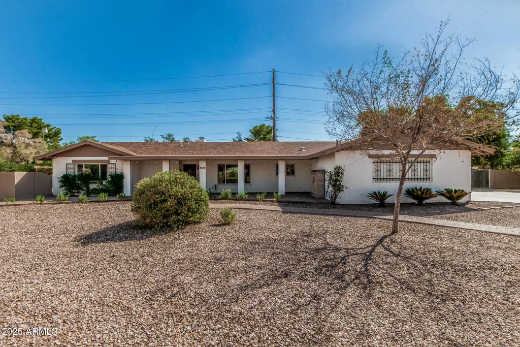 1611 E Greenway Street, Mesa