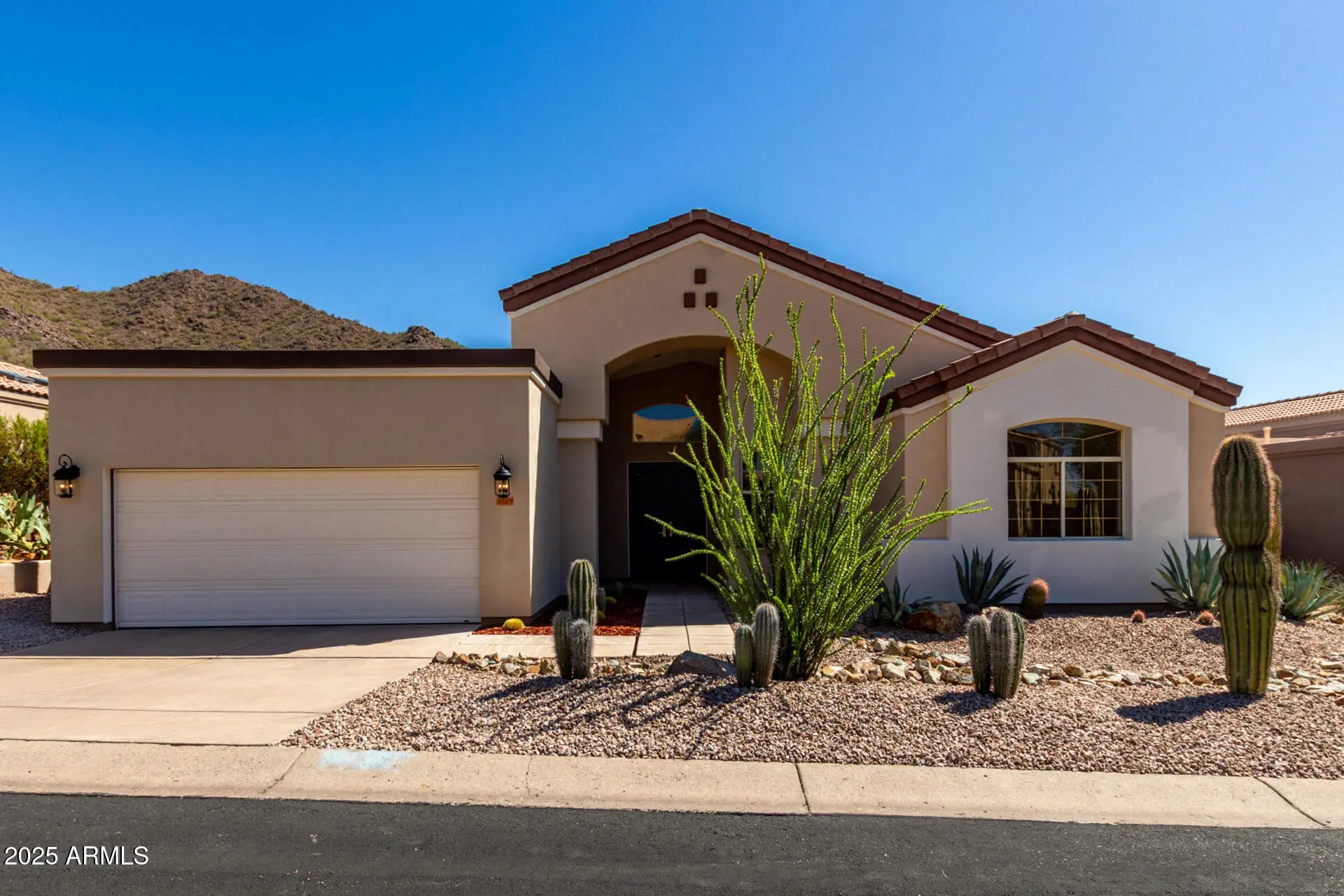 Photo of Listing #6923202