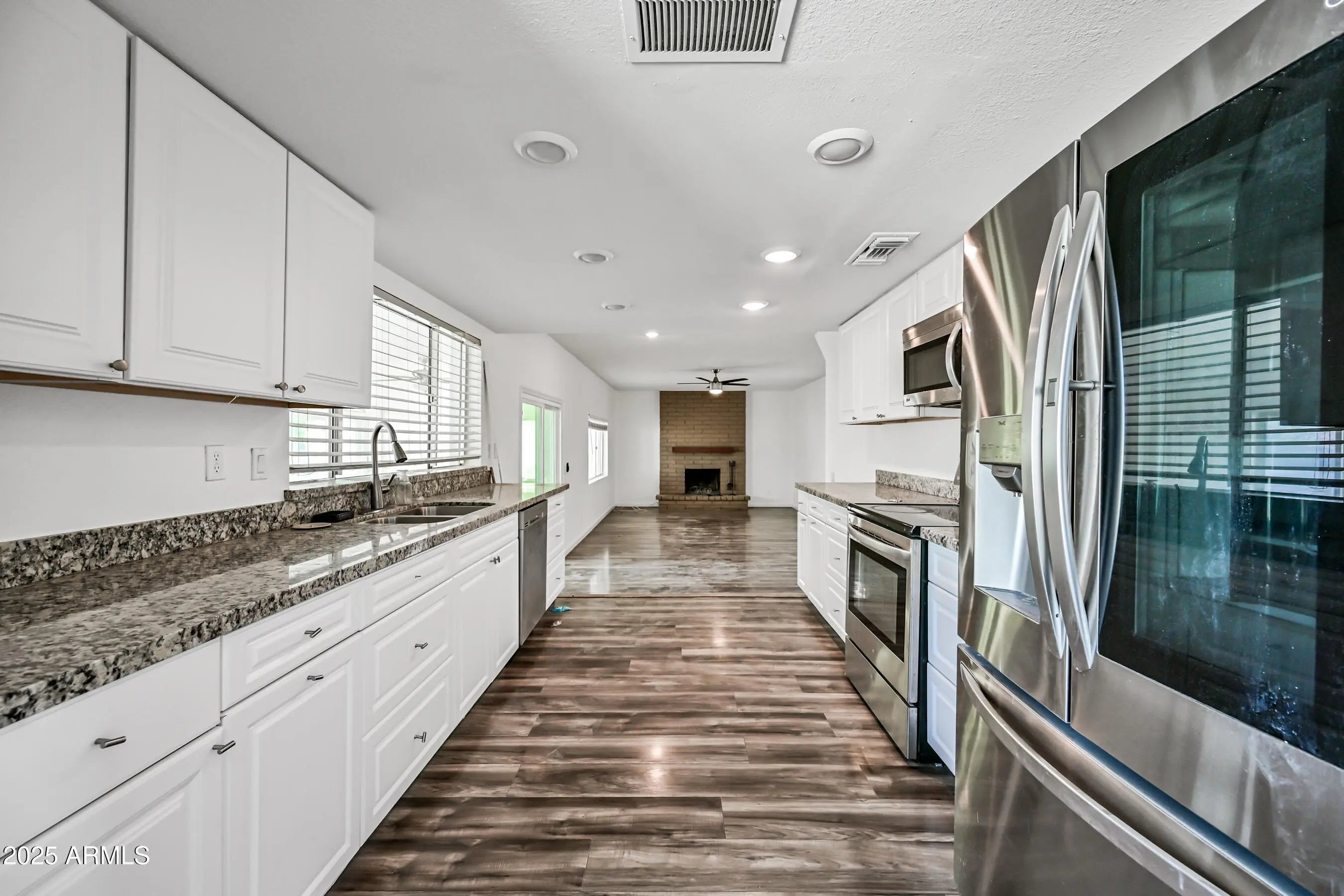 Photo of Listing #6920935