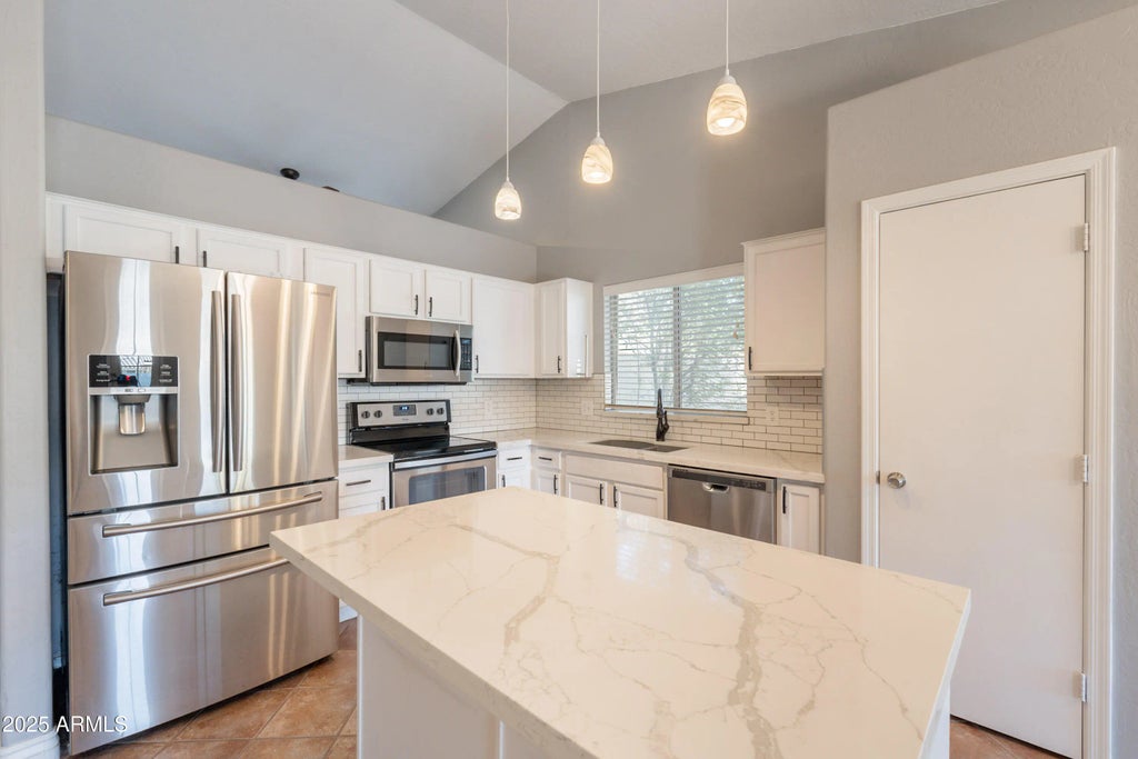 2477 E Flintlock Place, Chandler
