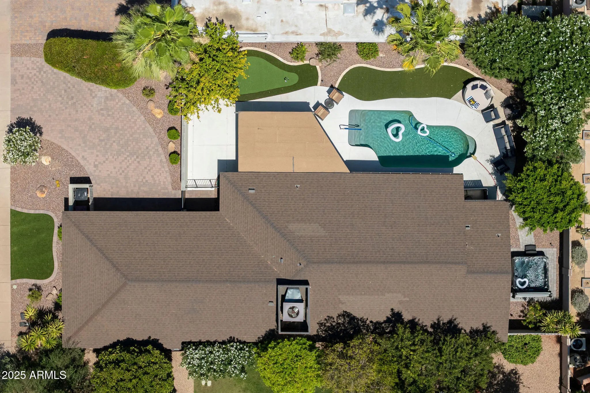 Photo of Listing #6921694