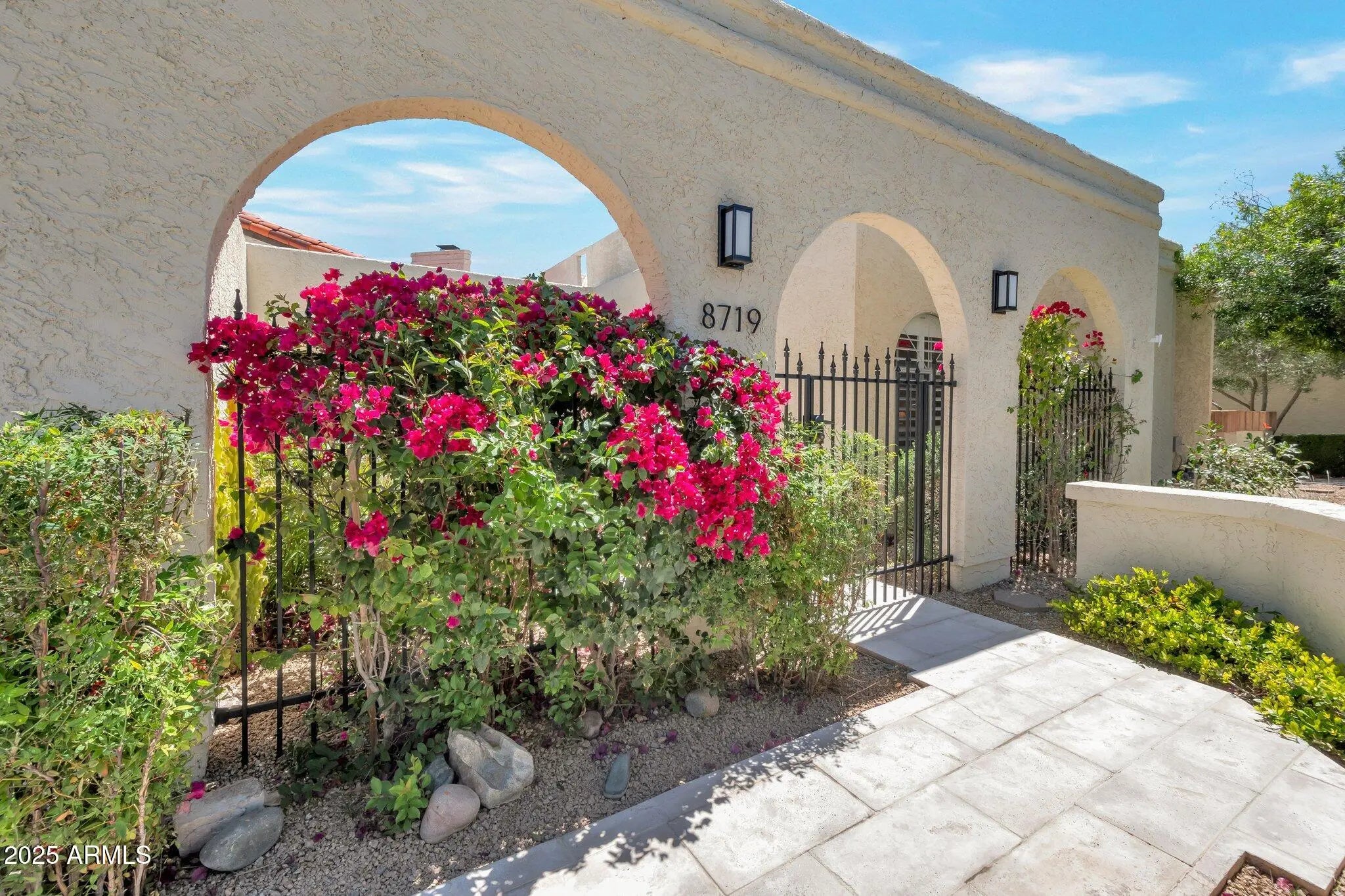 Photo of Listing #6921291