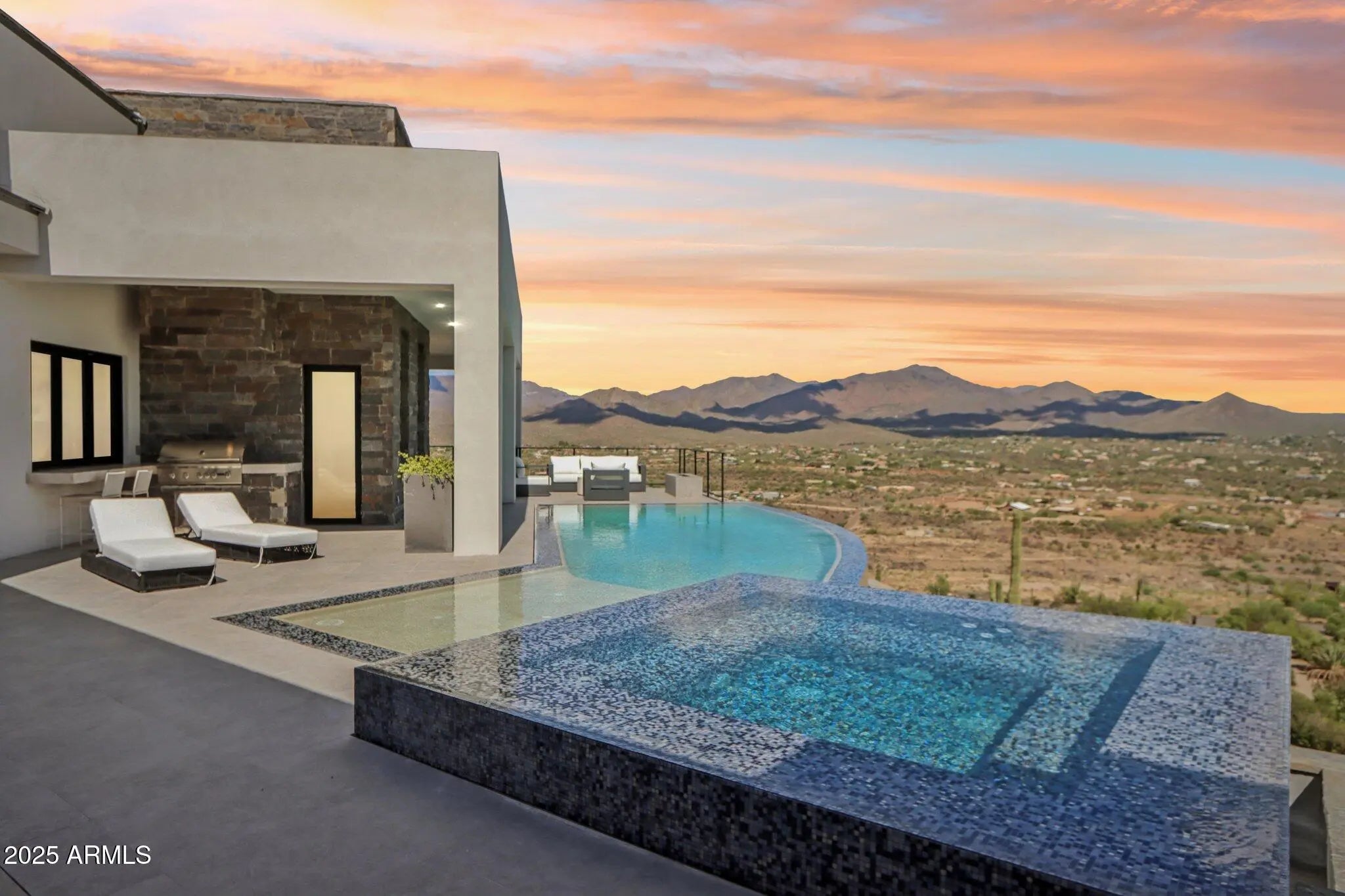 Photo of Listing #6921253