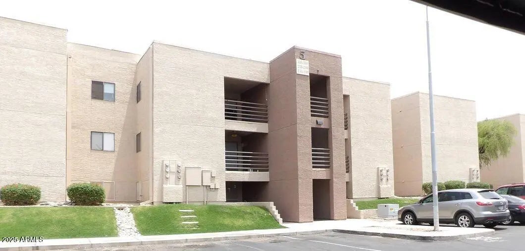 Photo of Listing #6922151