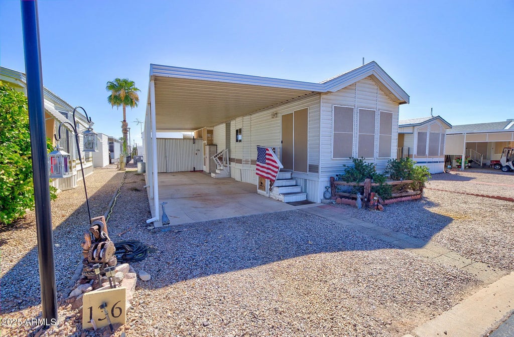 1083 E Sunscape Way (unit 136), Casa Grande