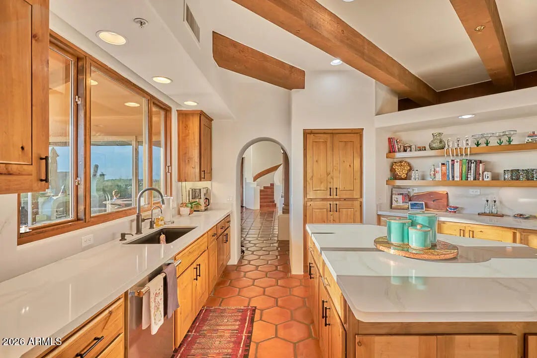 Photo of Listing #6922262