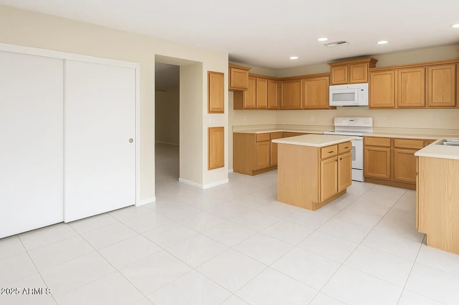 Photo of Listing #6921959