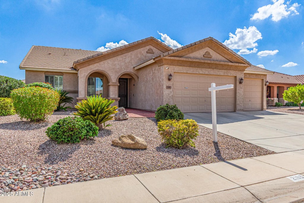 2189 W Mila Way, San Tan Valley