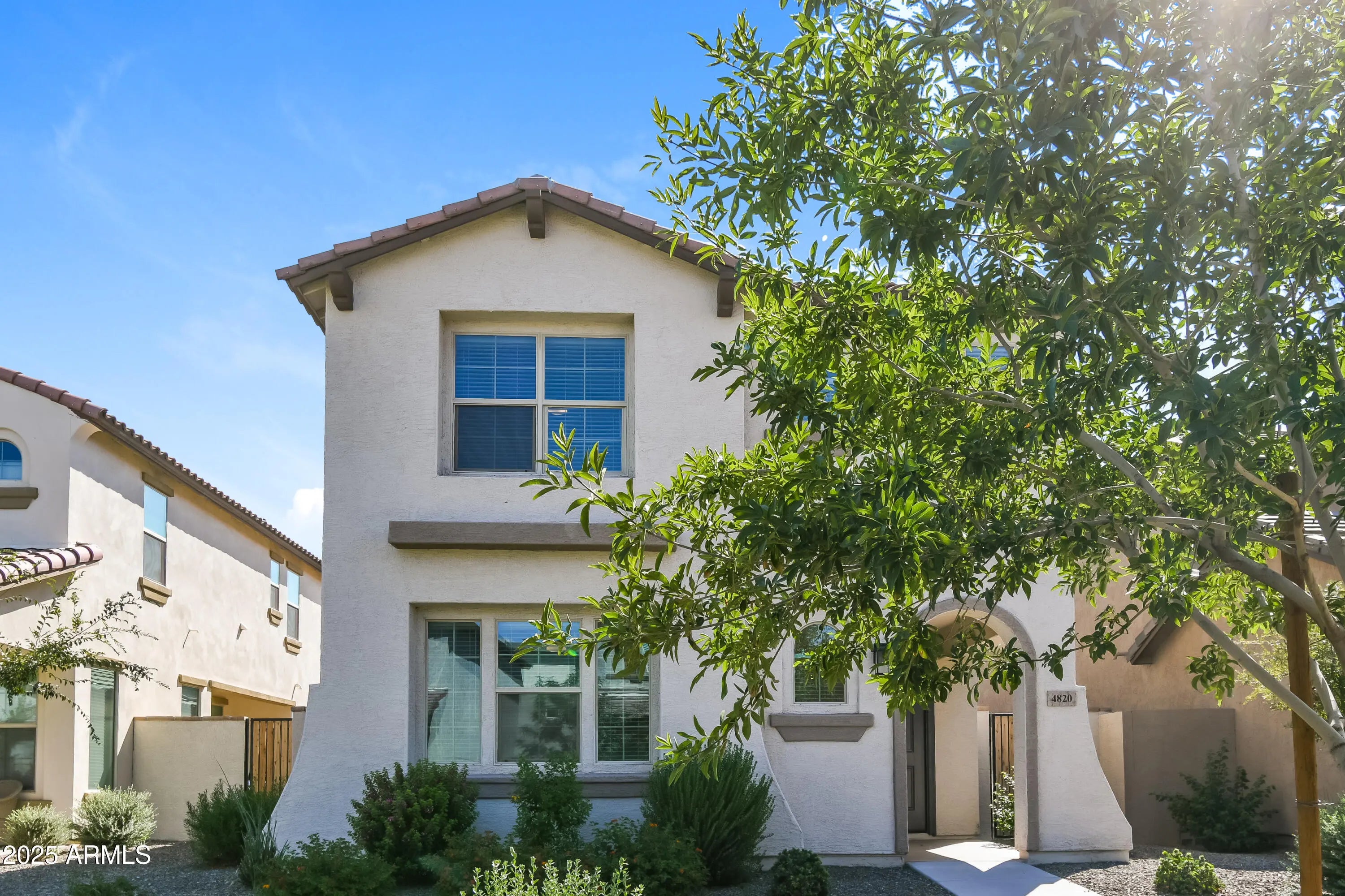 Photo of Listing #6922075