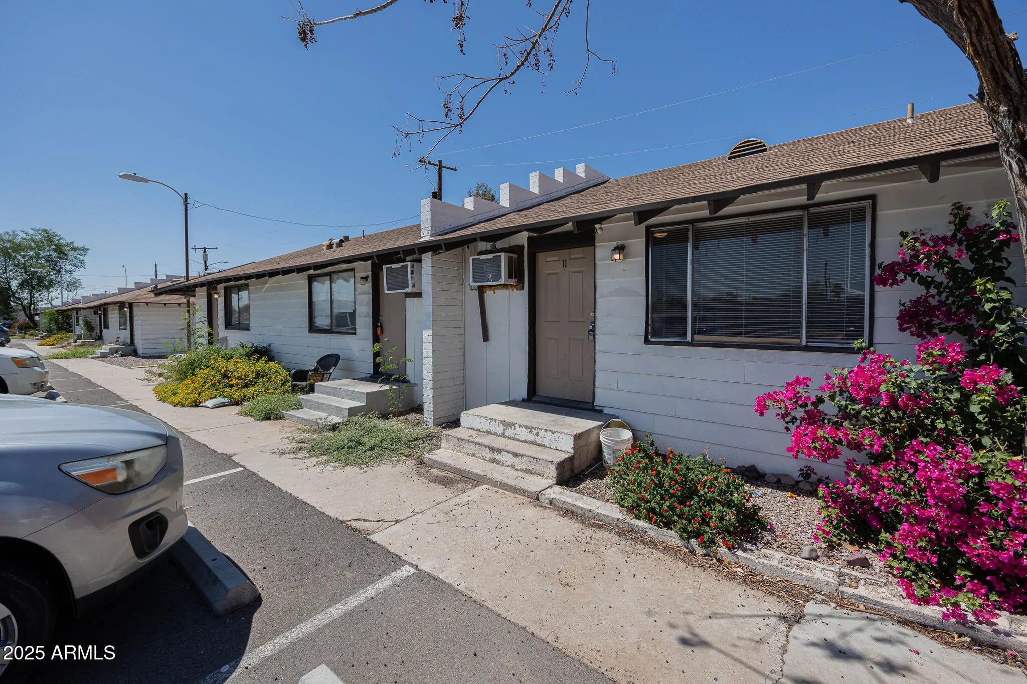 Photo of Listing #6921775