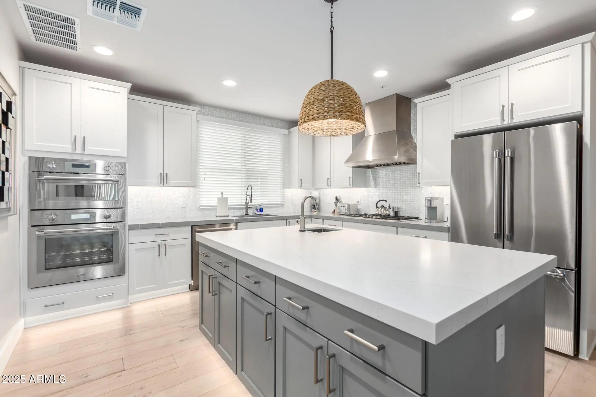 Photo of Listing #6921843