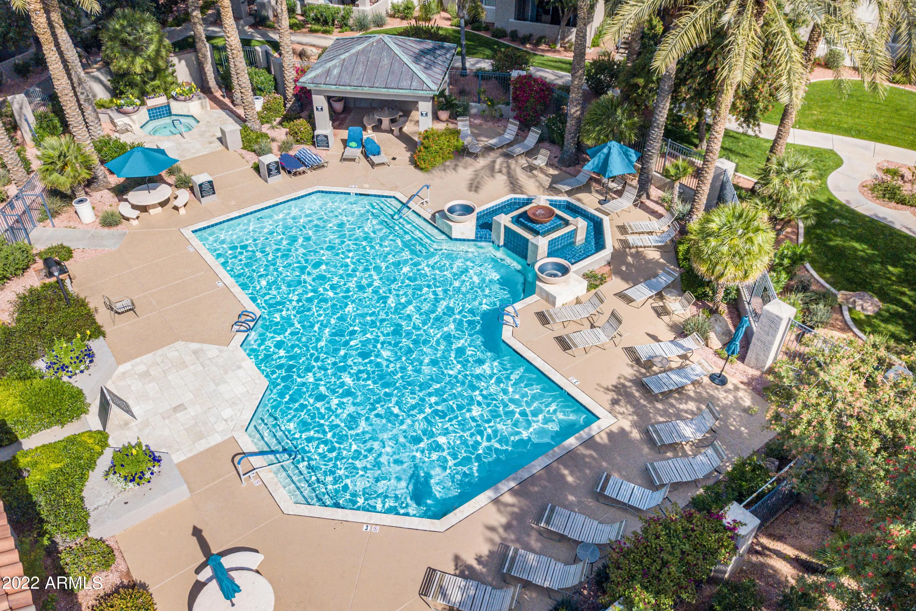 Photo of Listing #6922280