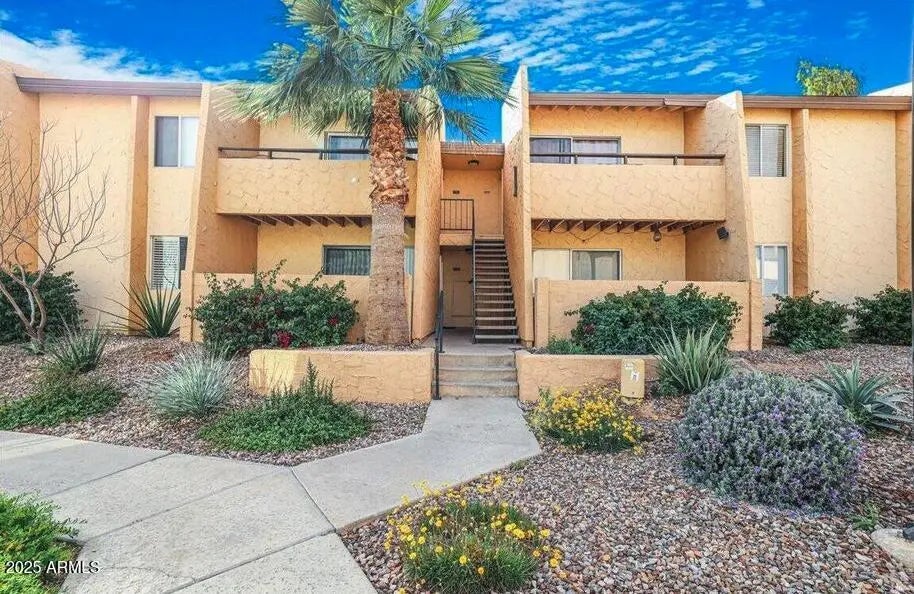 Photo of Listing #6937350