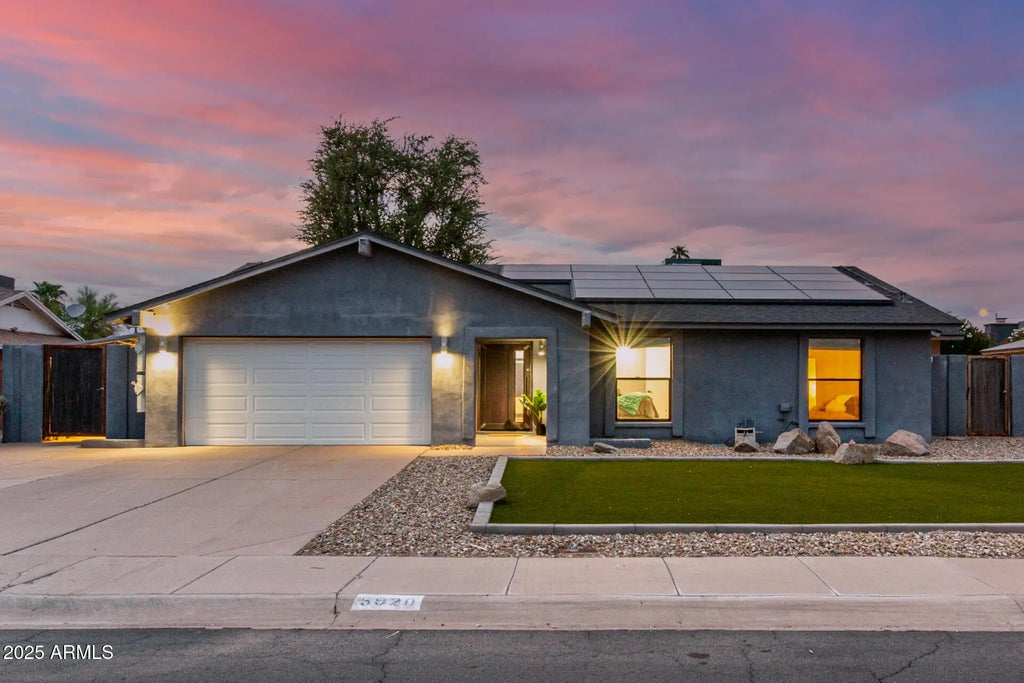 5920 E Gelding Drive, Scottsdale