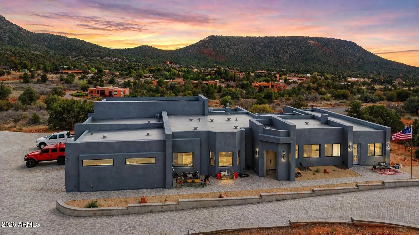 Photo of Listing #6931162