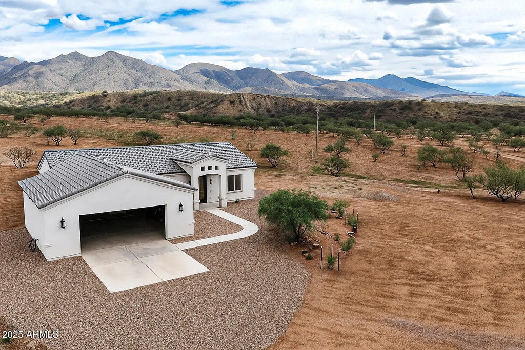 28 San Gabriel Drive, Patagonia