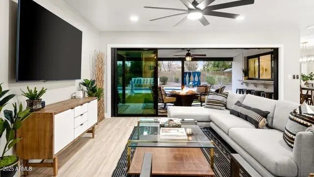 Photo of Listing #6922236