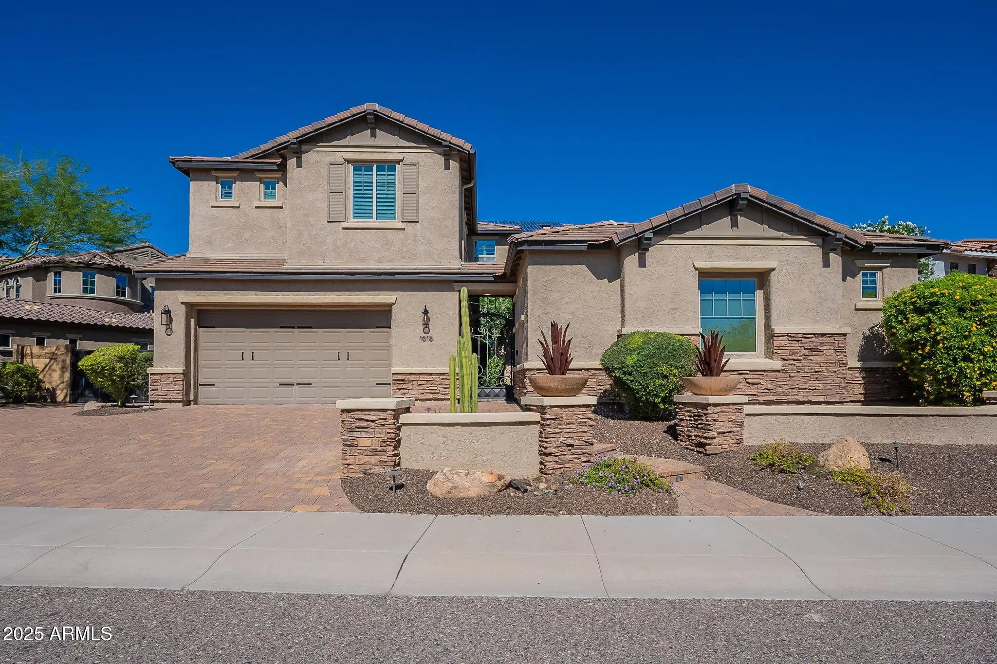 Photo of Listing #6928517