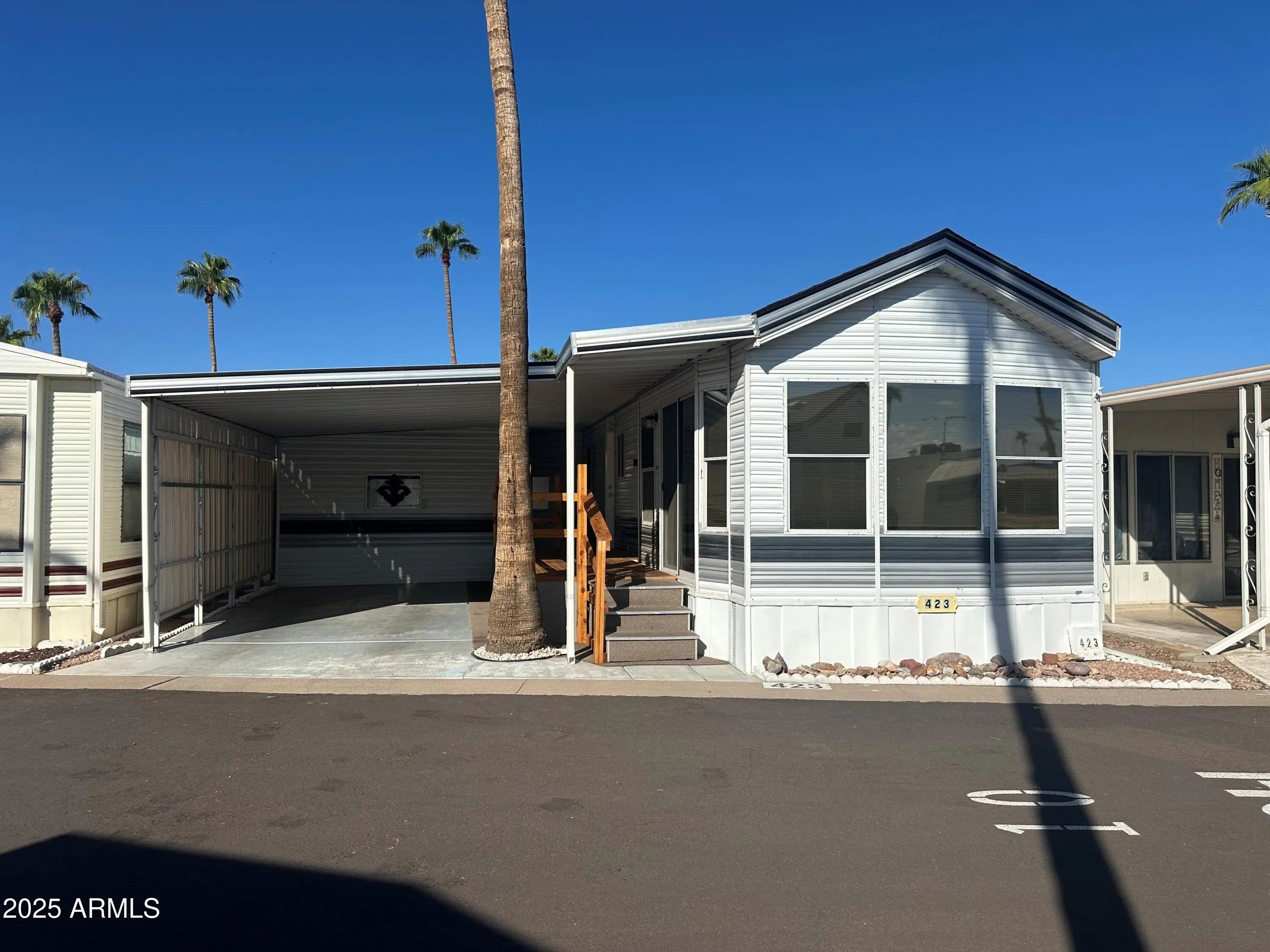 Photo of Listing #6923818