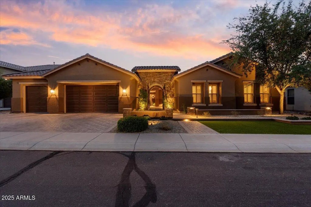 2237 W Twain Drive, Anthem