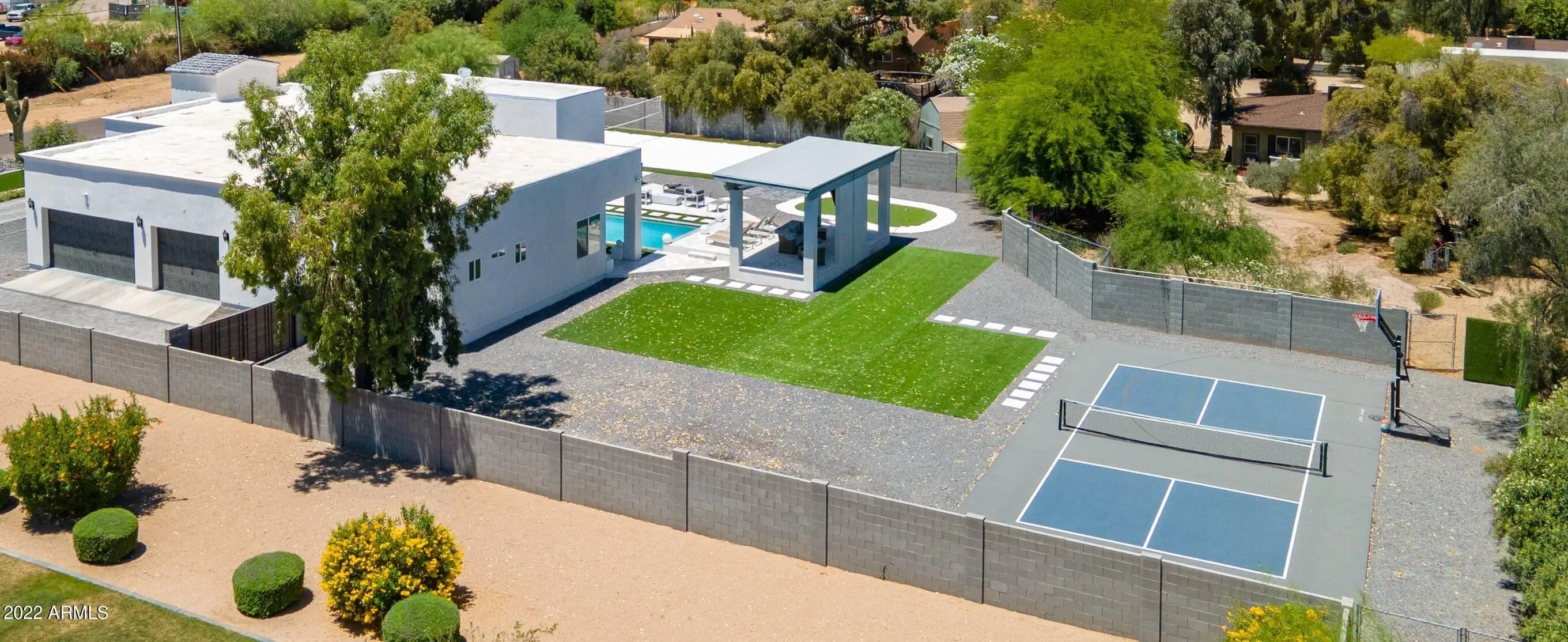 Photo of Listing #6924596