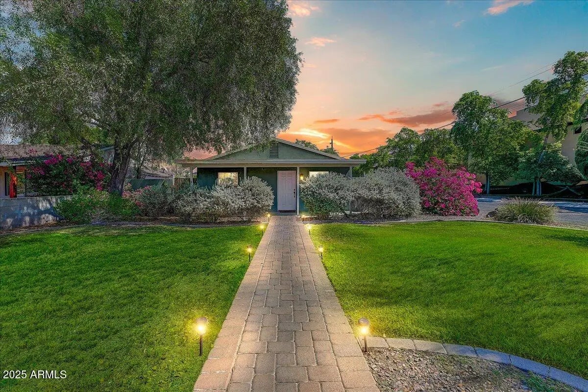 Photo of Listing #6922756