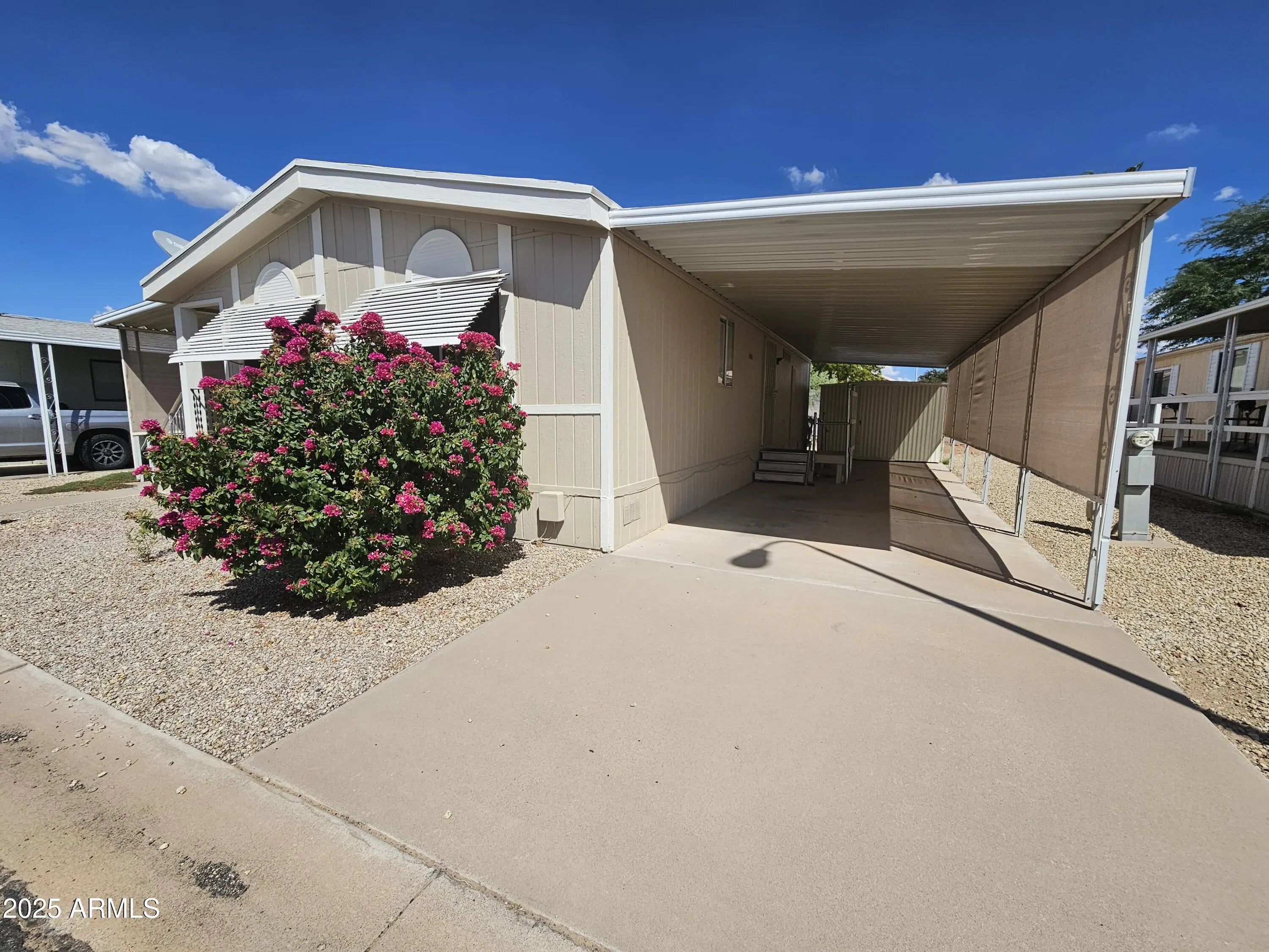 Photo of Listing #6922411