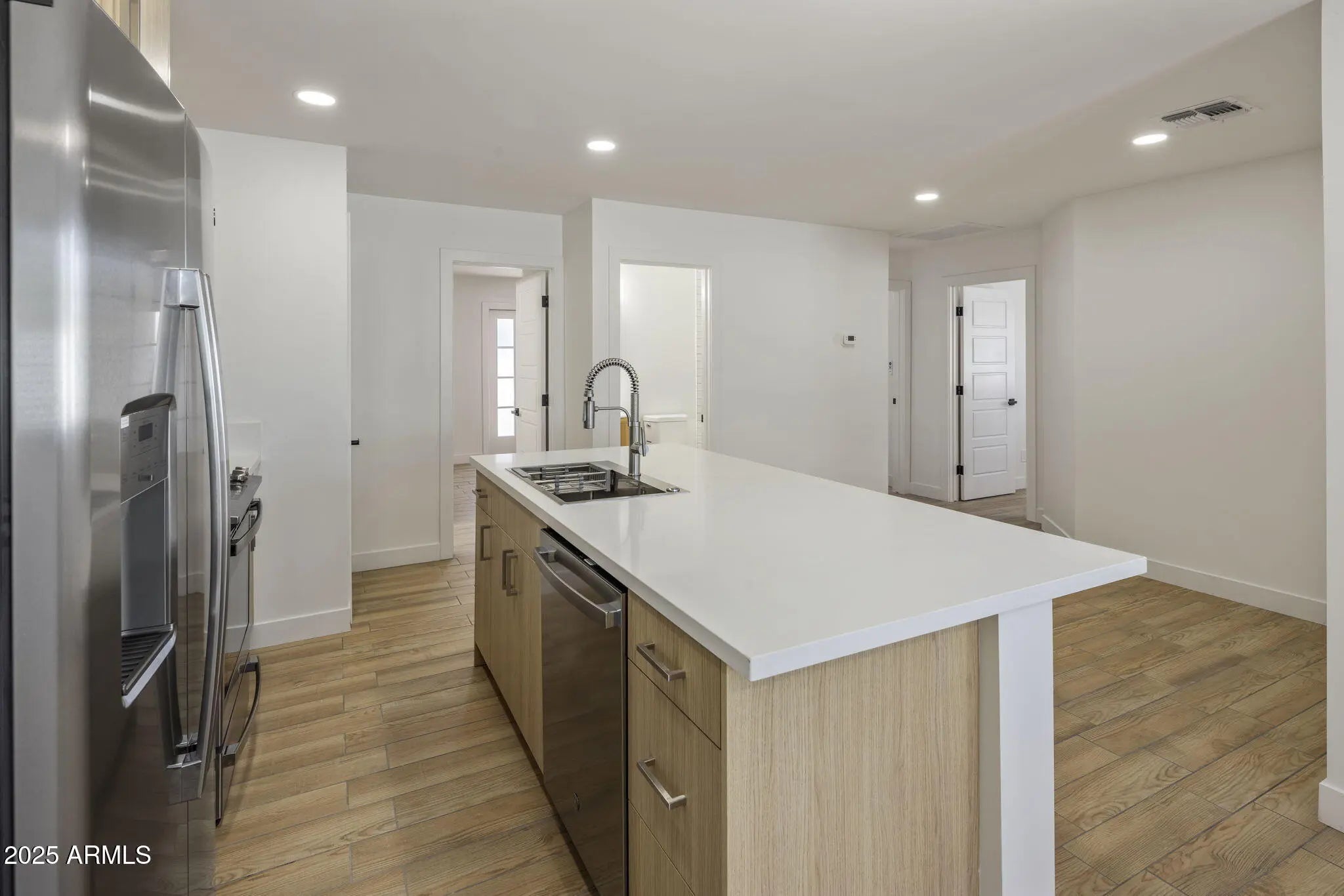 Photo of Listing #6922441