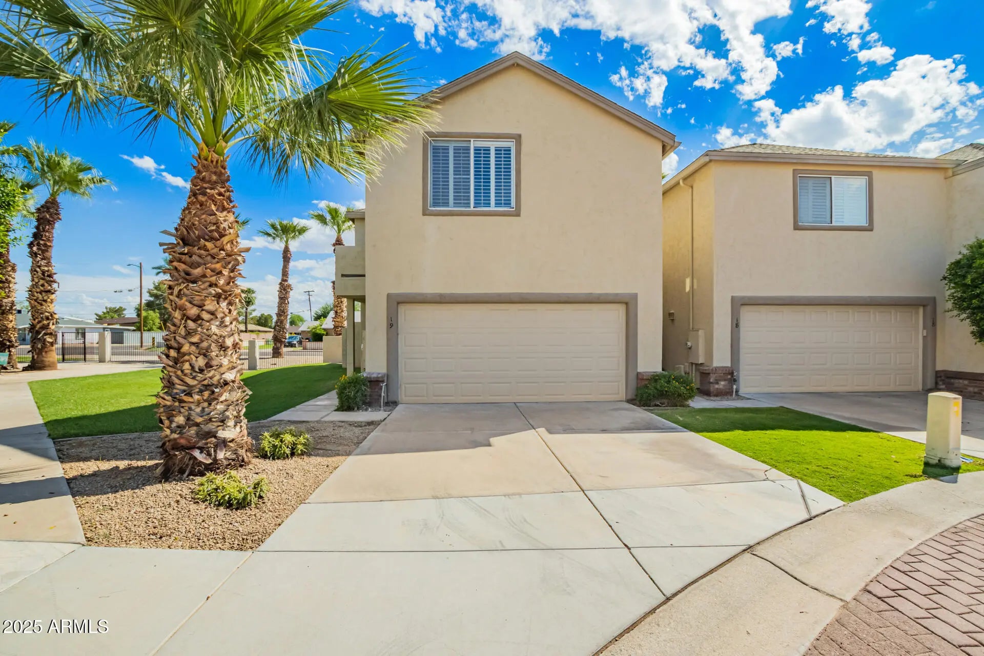 Photo of Listing #6922736