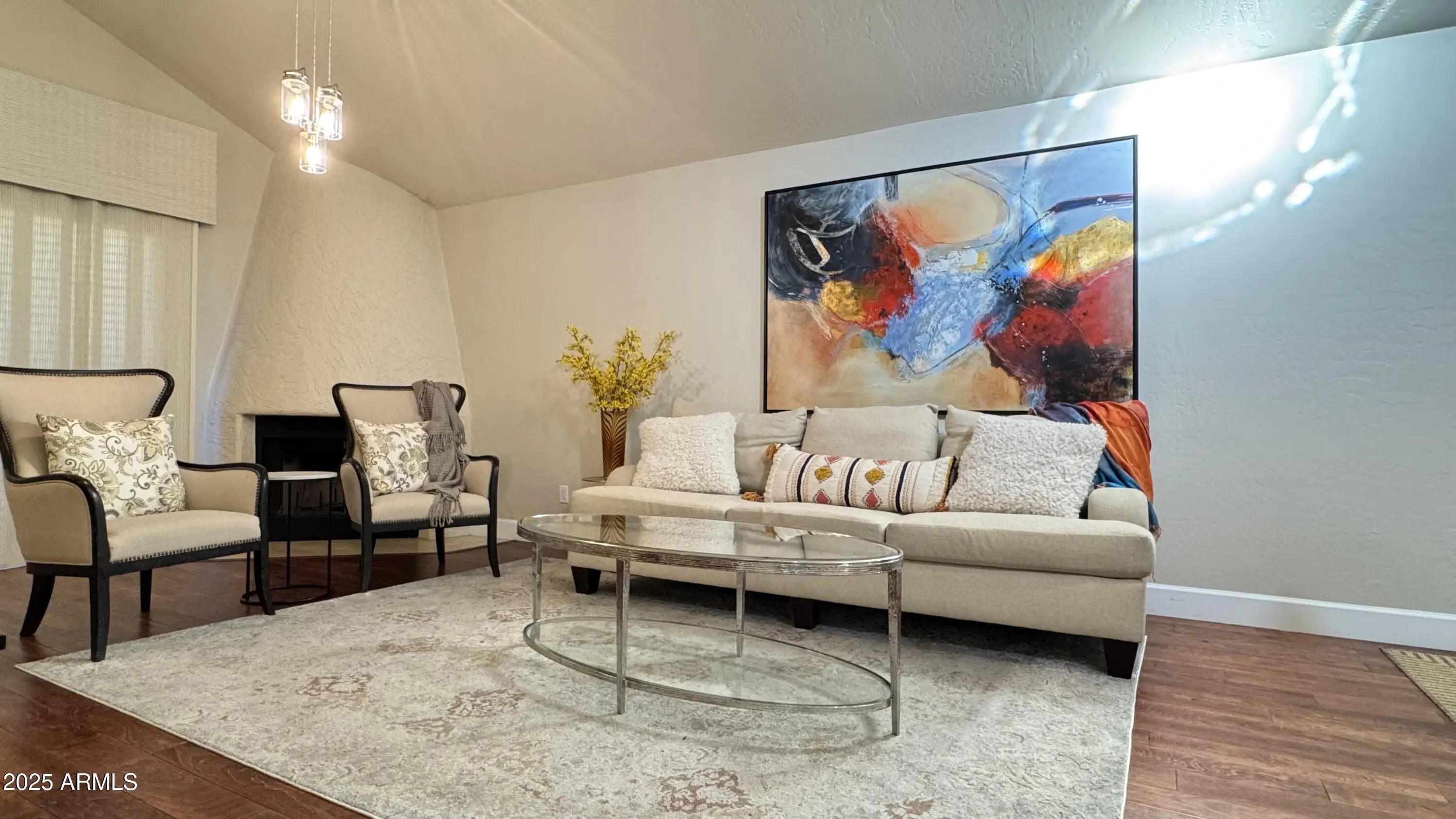 Photo of Listing #6923317