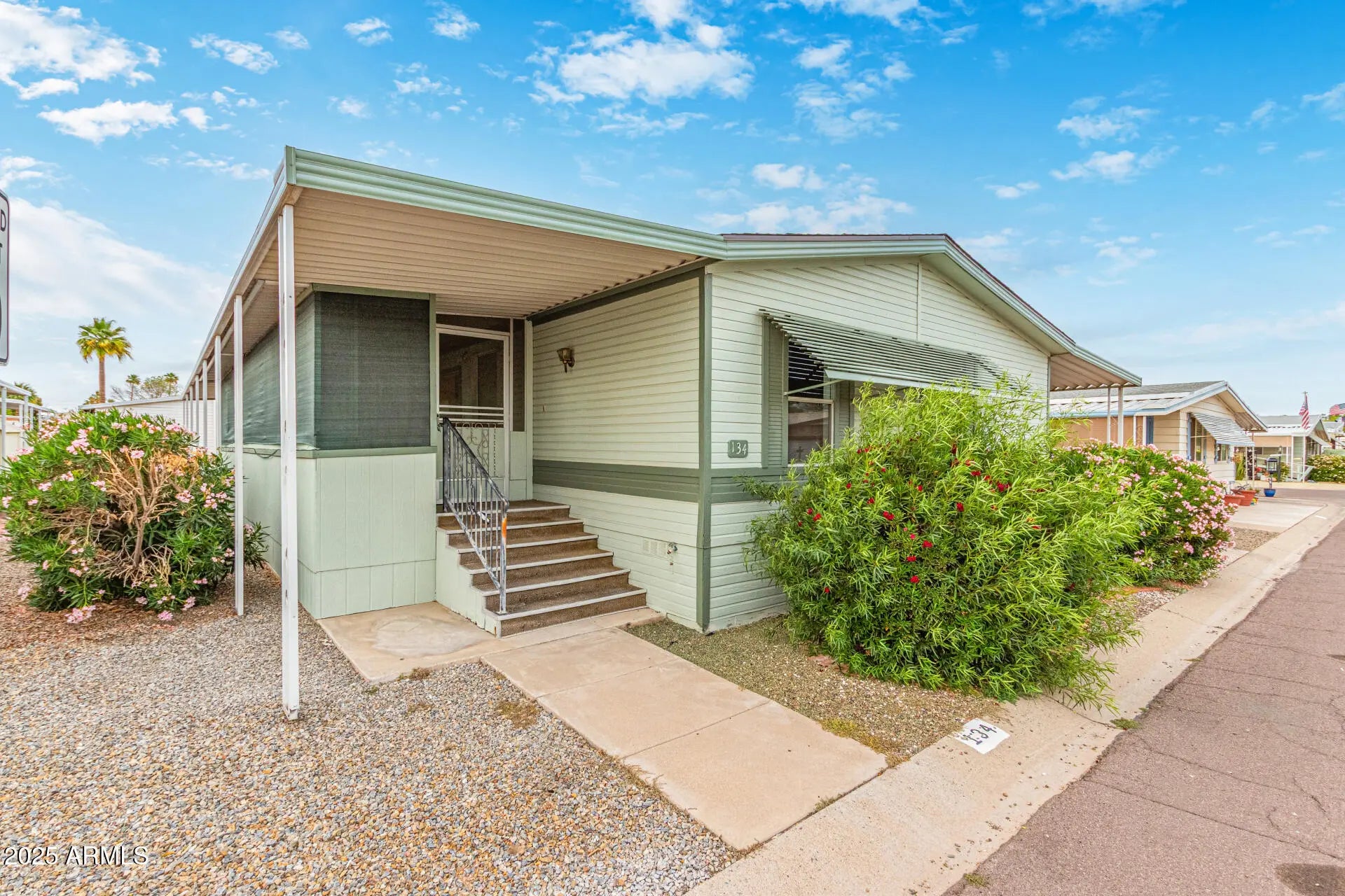 Photo of Listing #6922732