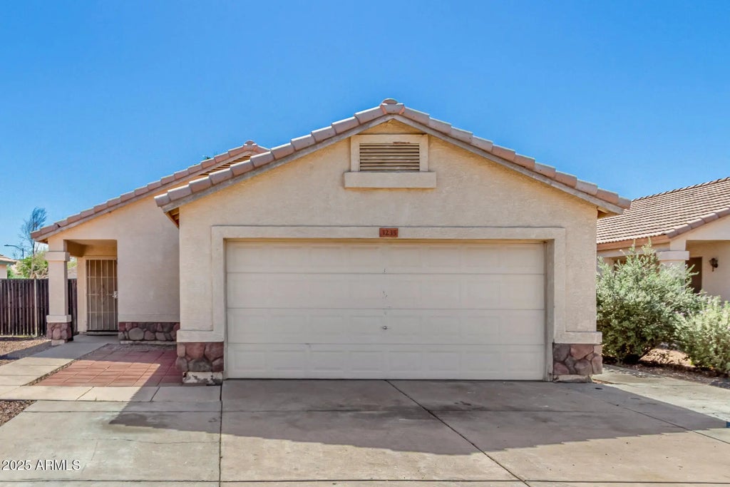 3235 W Lone Cactus Drive, Phoenix