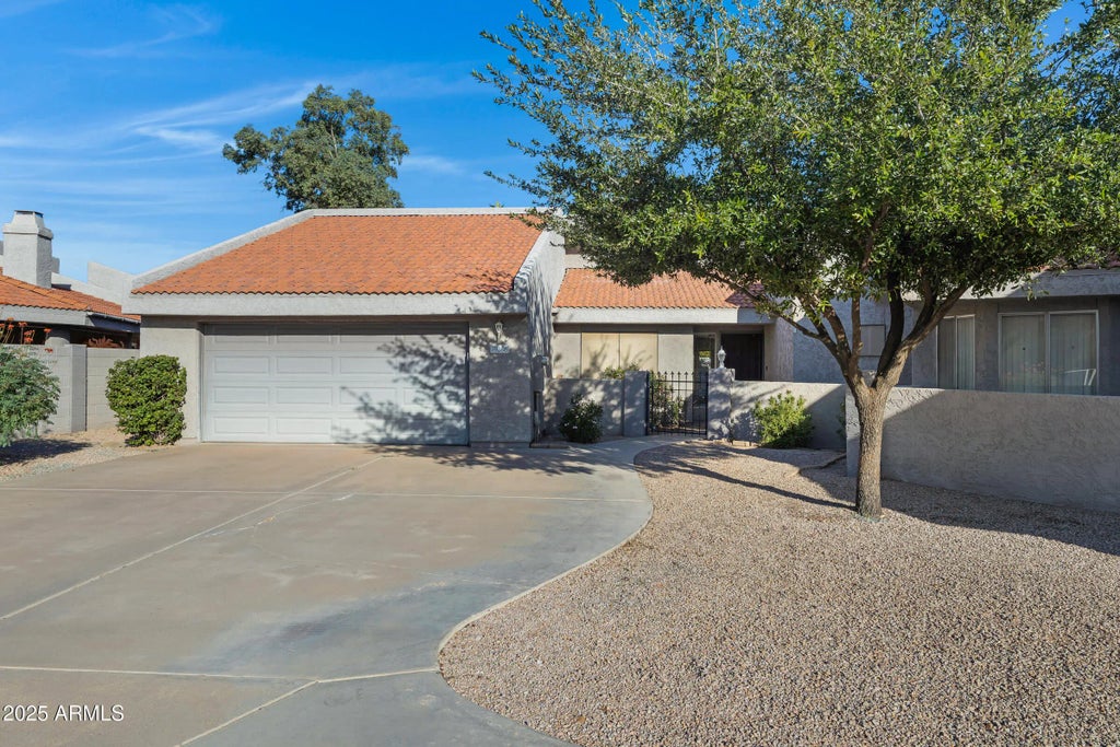792 W El Monte Place (unit 8), Chandler