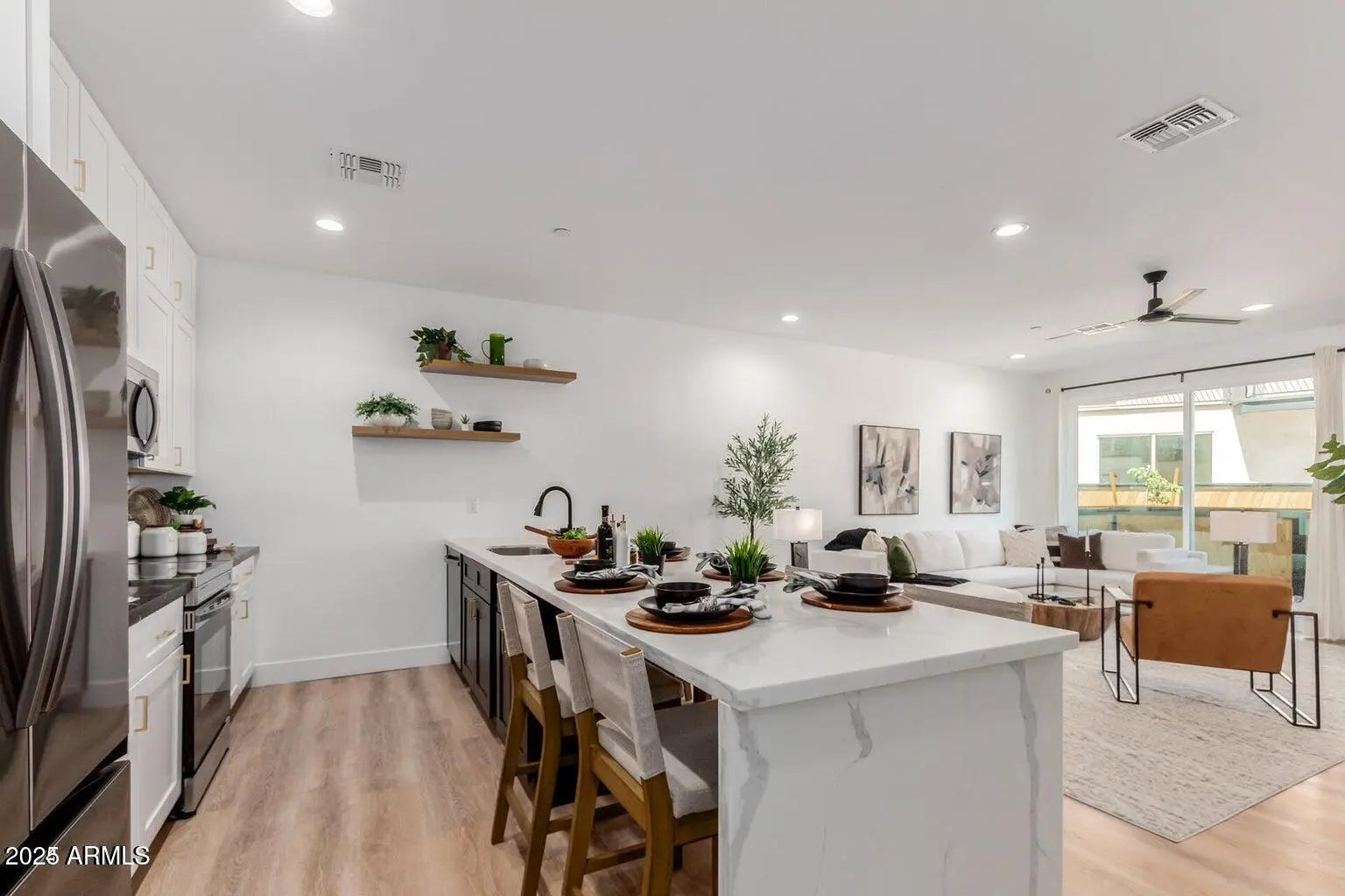 Photo of Listing #6922955